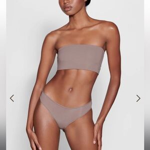 SKIMS BANDEAU NWT